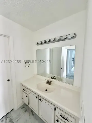 2101 S Ocean Drive Hollywood FL 33019