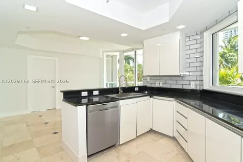 21050 NE 38th Avenue Aventura FL 33180