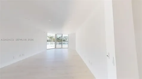 21050 NE 38th Avenue Aventura FL 33180