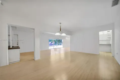 6760 SW 62nd Terrace South Miami FL 33143