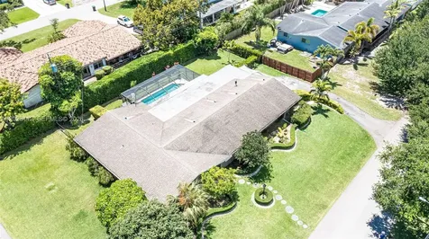 6760 SW 62nd Terrace South Miami FL 33143