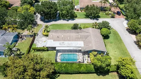 6760 SW 62nd Terrace South Miami FL 33143