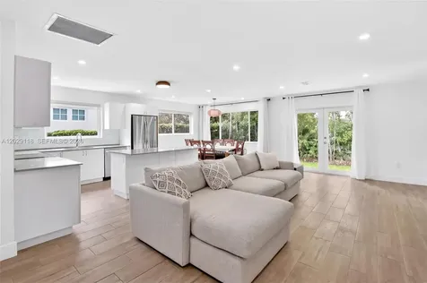 809 Milan Avenue Coral Gables FL 33134