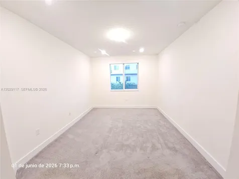 6453 NW 102nd Path Doral FL 33178