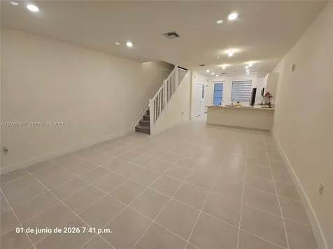 6453 NW 102nd Path Doral FL 33178