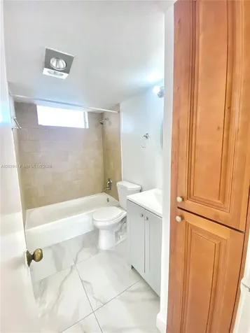2920 Point East Drive Aventura FL 33160
