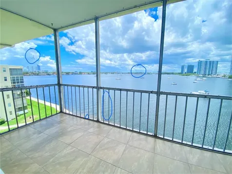 2920 Point East Drive Aventura FL 33160
