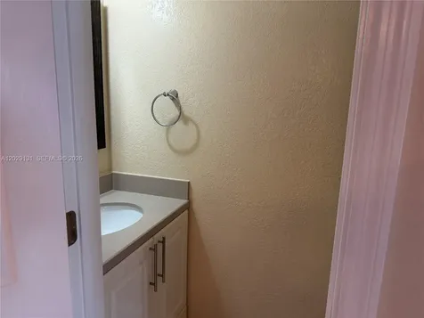 5469 NW 170th Terrace Miami Gardens FL 33055