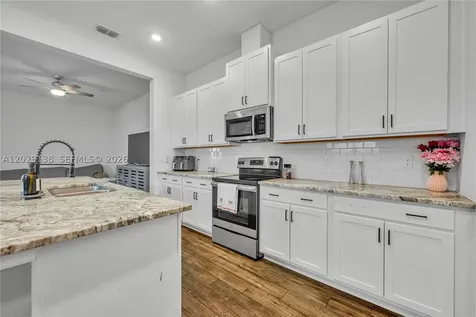 13433 Stoddart Avenue Orlando FL 32827