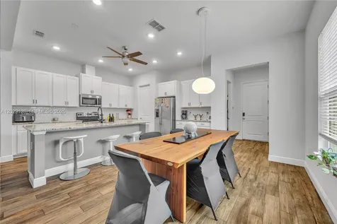 13433 Stoddart Avenue Orlando FL 32827