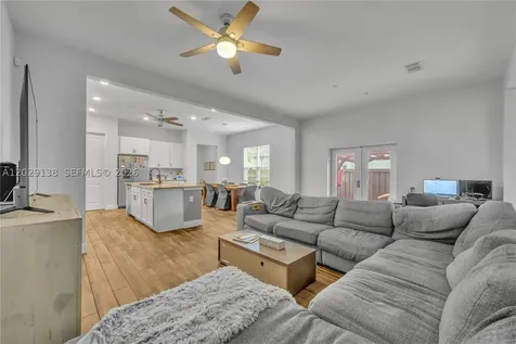 13433 Stoddart Avenue Orlando FL 32827
