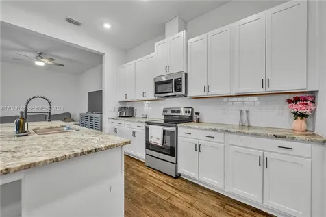 13433 Stoddart Avenue Orlando FL 32827