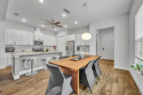 13433 Stoddart Avenue Orlando FL 32827
