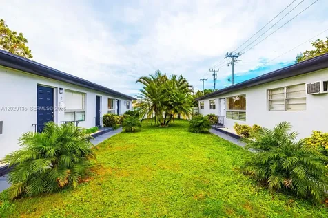 2206 Fillmore Street Hollywood FL 33020