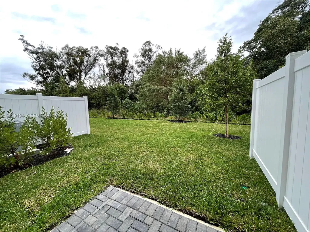 4297 Hammock Grove Drive Lake Worth FL 33467