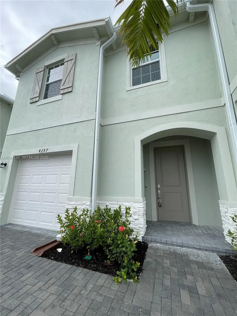 4297 Hammock Grove Drive Lake Worth FL 33467