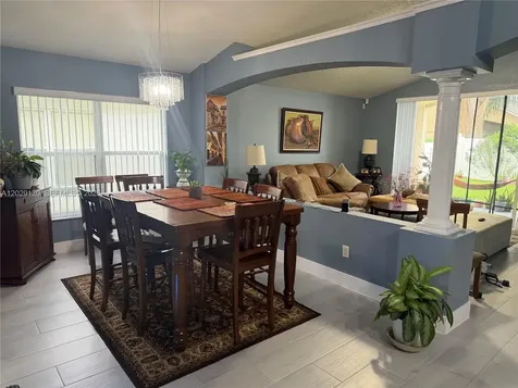 3127 Heritage Park Way Orlando FL 32837