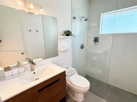 547 NE 64th Street Miami FL 33138