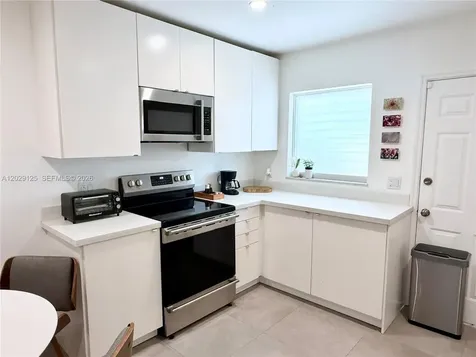 547 NE 64th Street Miami FL 33138