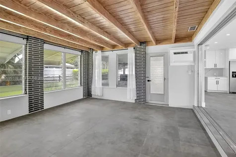 1320 SE 10th Street Deerfield Beach FL 33441