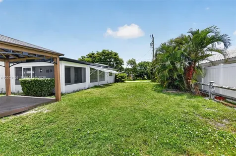 1320 SE 10th Street Deerfield Beach FL 33441