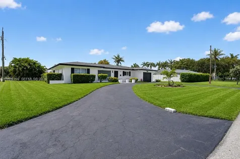 1320 SE 10th Street Deerfield Beach FL 33441