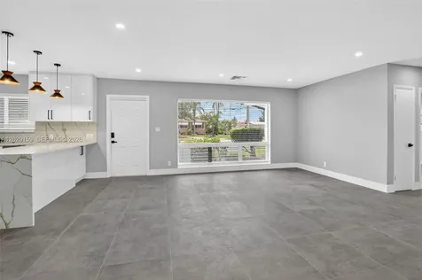 1320 SE 10th Street Deerfield Beach FL 33441