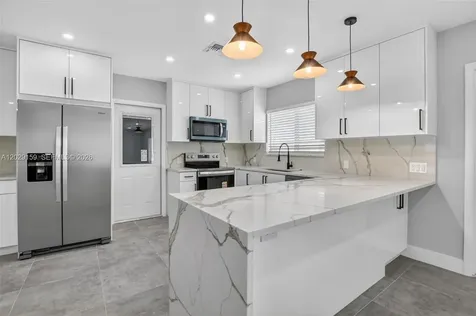 1320 SE 10th Street Deerfield Beach FL 33441