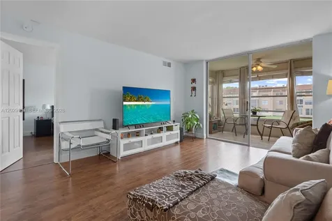 9340 Sunrise Lakes Boulevard Sunrise FL 33322
