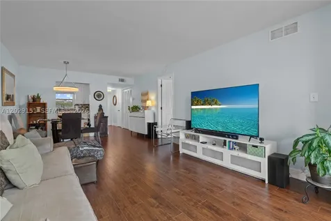 9340 Sunrise Lakes Boulevard Sunrise FL 33322