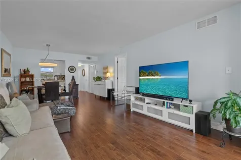 9340 Sunrise Lakes Boulevard Sunrise FL 33322