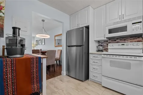 9340 Sunrise Lakes Boulevard Sunrise FL 33322