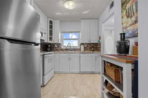9340 Sunrise Lakes Boulevard Sunrise FL 33322