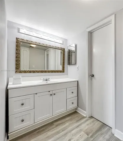 3475 N Country Club Drive Aventura FL 33180