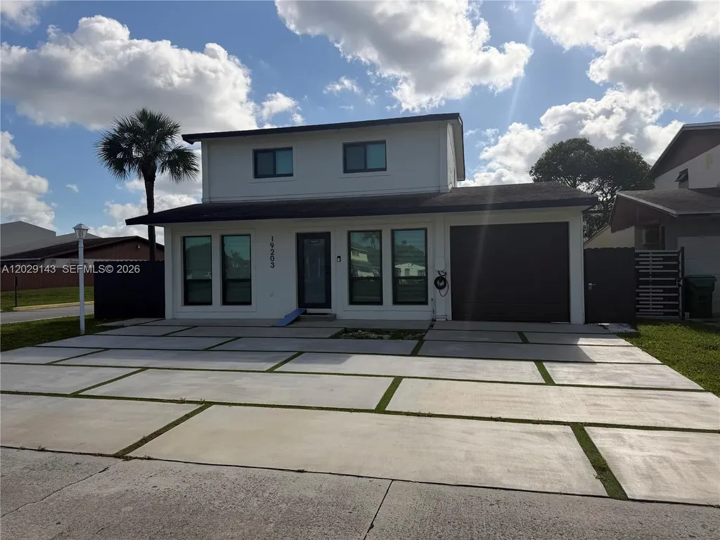 19203 NW 53rd Cir Place Miami Gardens FL 33055