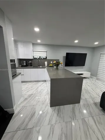 19203 NW 53rd Cir Place Miami Gardens FL 33055