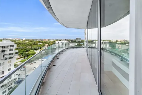 175 SE 25 Road Miami FL 33129