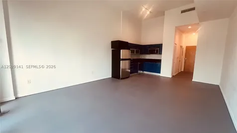 253 NE 2nd Street Miami FL 33132