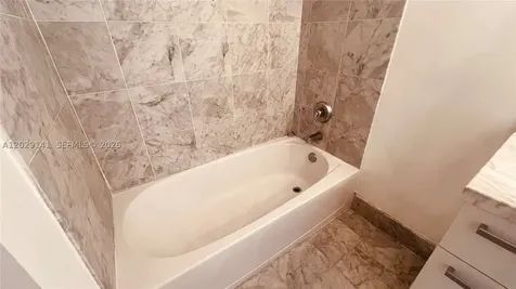 253 NE 2nd Street Miami FL 33132