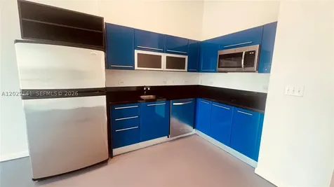 253 NE 2nd Street Miami FL 33132