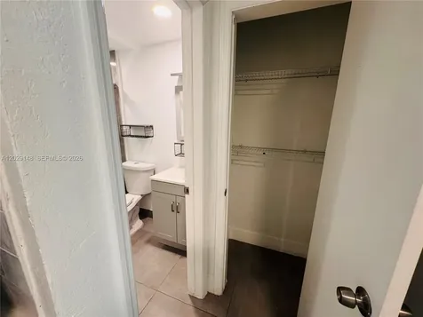 75 Washington Avenue Miami Beach FL 33139