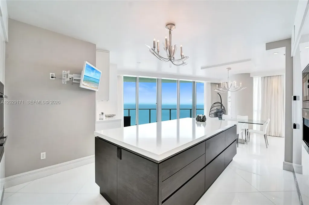 3101 S Ocean Drive Hollywood FL 33019