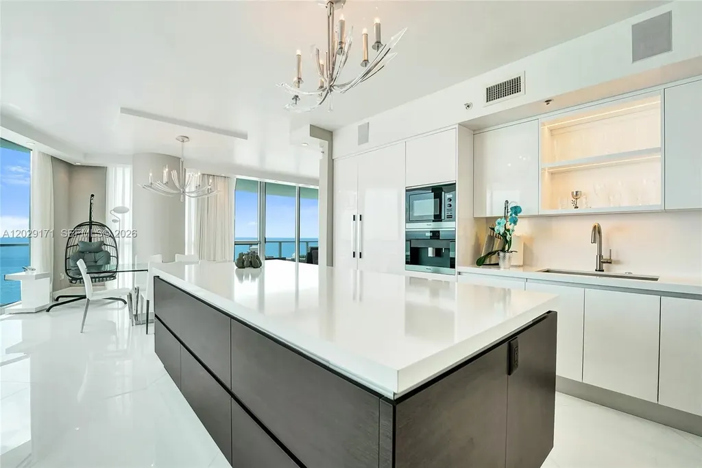 3101 S Ocean Drive Hollywood FL 33019