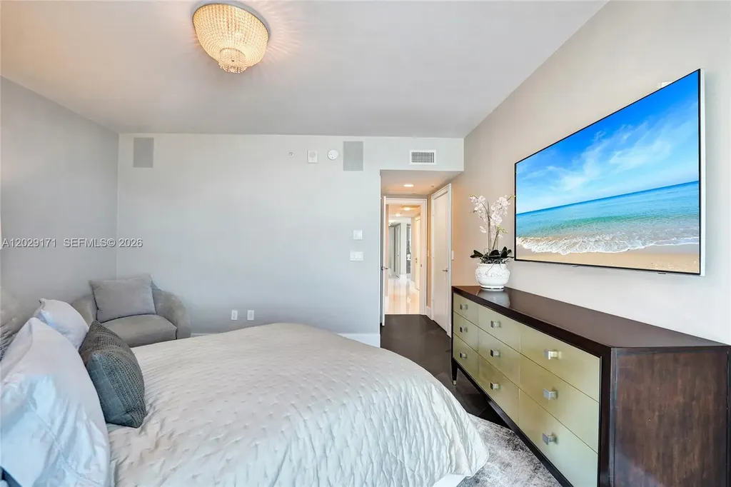 3101 S Ocean Drive Hollywood FL 33019