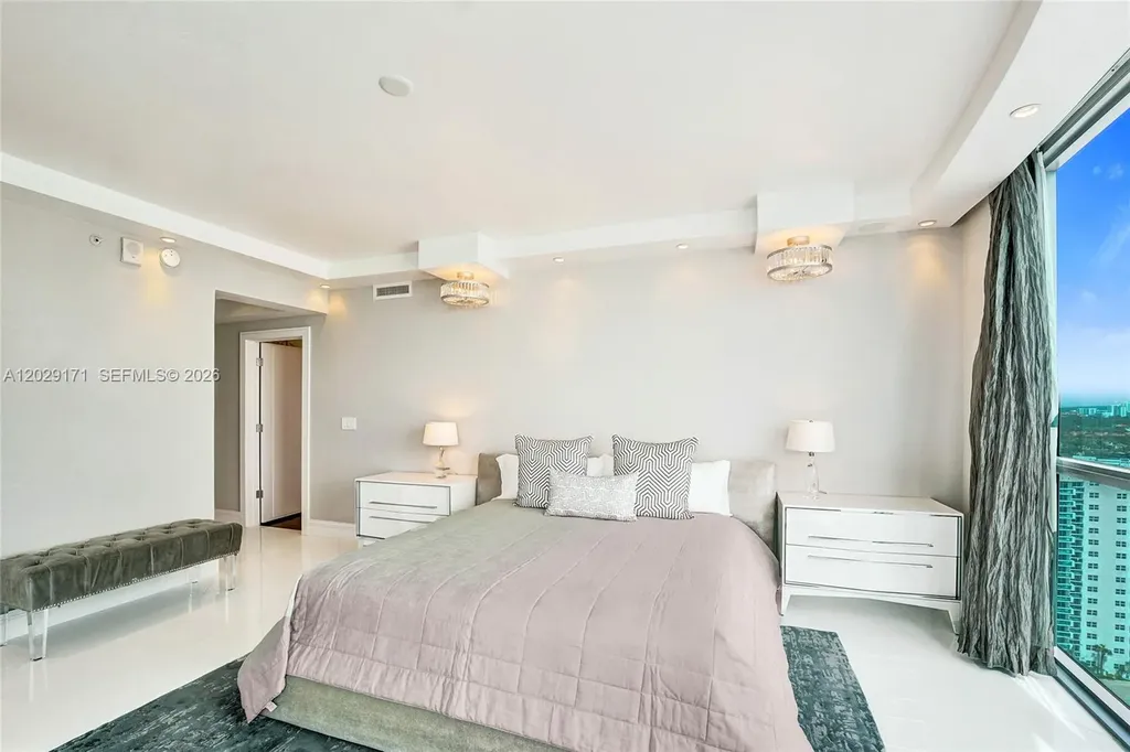 3101 S Ocean Drive Hollywood FL 33019