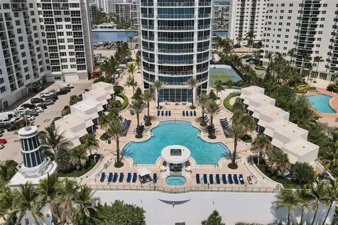 3101 S Ocean Drive Hollywood FL 33019
