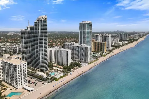 3101 S Ocean Drive Hollywood FL 33019