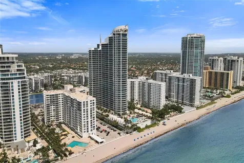 3101 S Ocean Drive Hollywood FL 33019