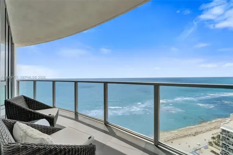 3101 S Ocean Drive Hollywood FL 33019
