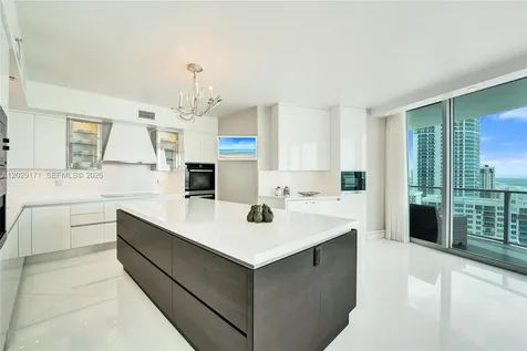 3101 S Ocean Drive Hollywood FL 33019